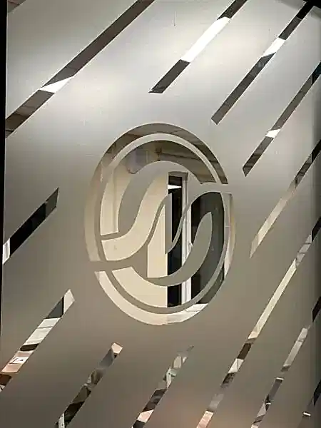 оклейка стекол пескоструйной пленкой для лицей-интерната 2