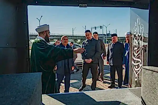 оклейка машины уаз 3909 буханка